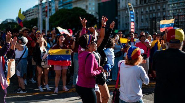 Comment les mouvements sociaux influencent-ils les décisions politiques ?